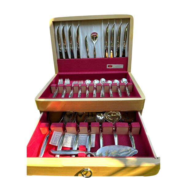 1847 MCM Rogers Bros 'Flair' 67-PC Silverplate 7-PC Place Setting Service for 8 - Picture 6 of 16